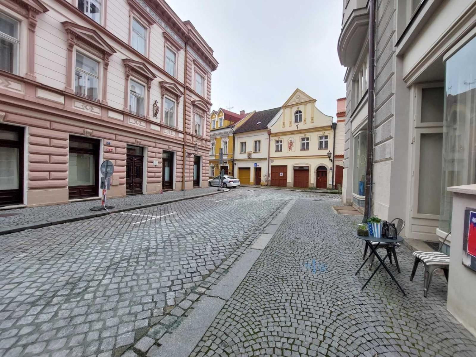Byt 2+Kk Na Velkem Namesti Hradec Králové Extérieur photo